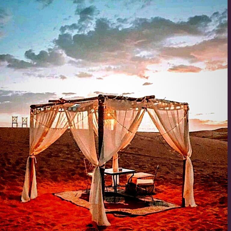 Merzouga Desert Luxury Camp Exterior photo